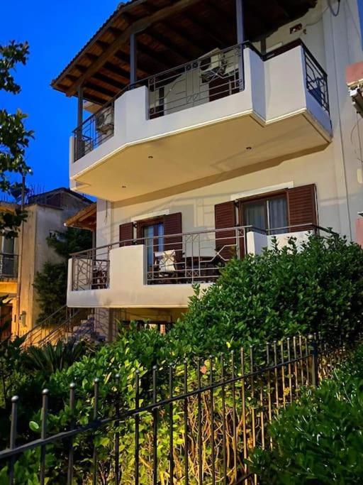 Helen'S House Palairos Exterior foto